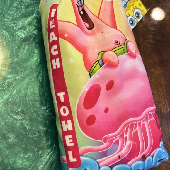 Beachtech Patrick Star Beach Towel|Eco-Friendly, Sustainable|BeachTech, NWT - Picture 4 of 5